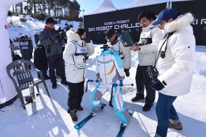 Winter Olympics Pyeongchang: Robots capture the show presenting first Robot skiing Competition