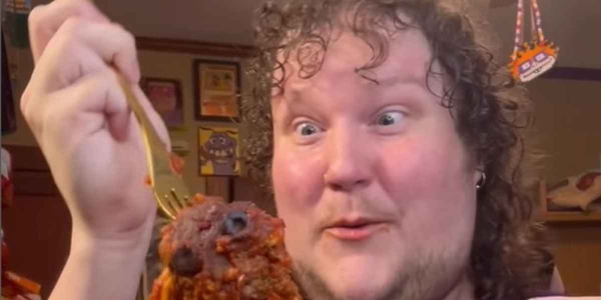 TikTok Star Waffler69 Known For Eating Unusual Food Dies Aged 33