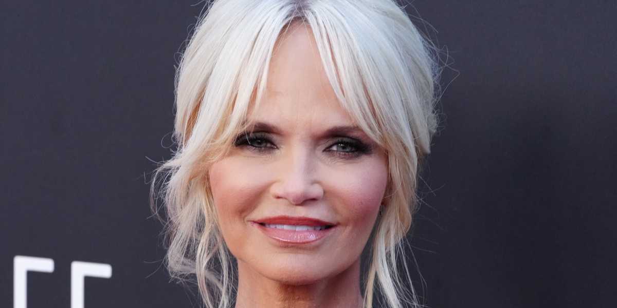 What is Kristin Chenoweth Net Worth in 2023