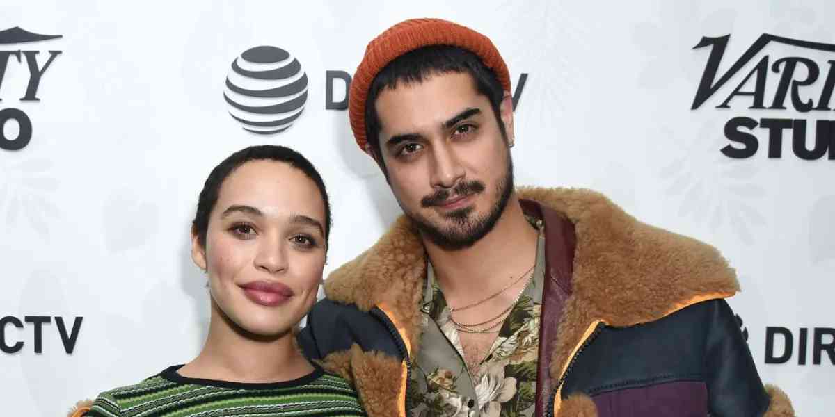 When Did Cleopatra Coleman And Avan Jogia Break Up