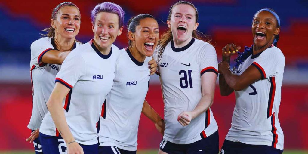 Top 10 USWNT Players Who Are the Best Soccer Players?