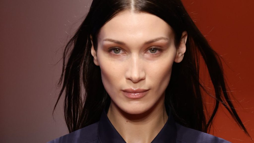 What is Bella Hadid Net Worth?