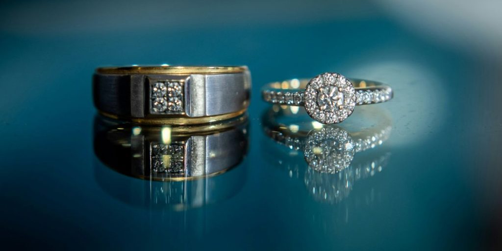Timeless Elegance: Classic Designs for Beautiful Women's Rings