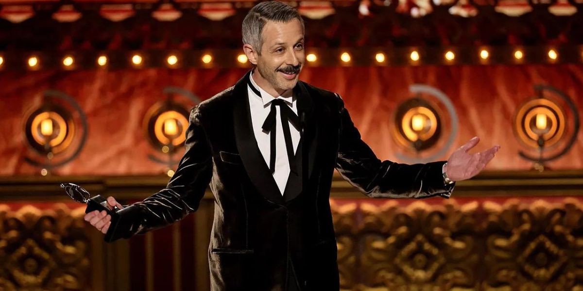 Jeremy Strong Wins Lead Actor In A Play Award