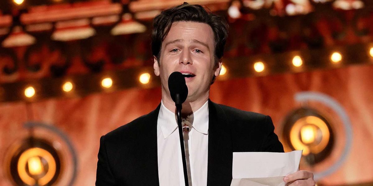Jonathan Groff Wins Best Actor In A Leading Role In A Musical
