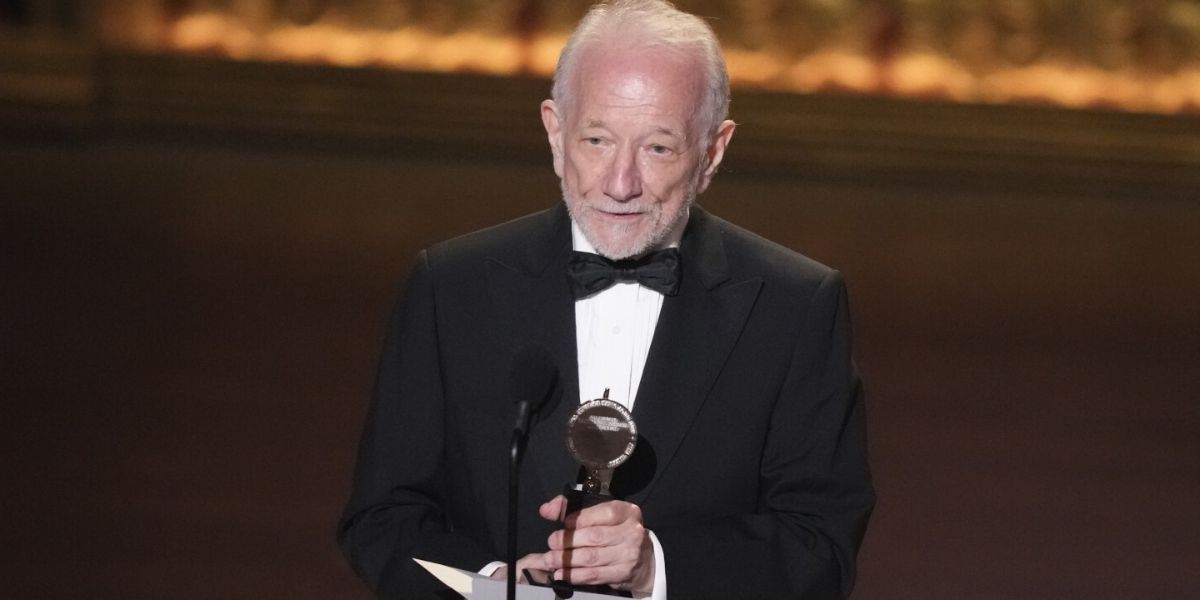 Jonathan Tunick Wins Best Orchestrations Award