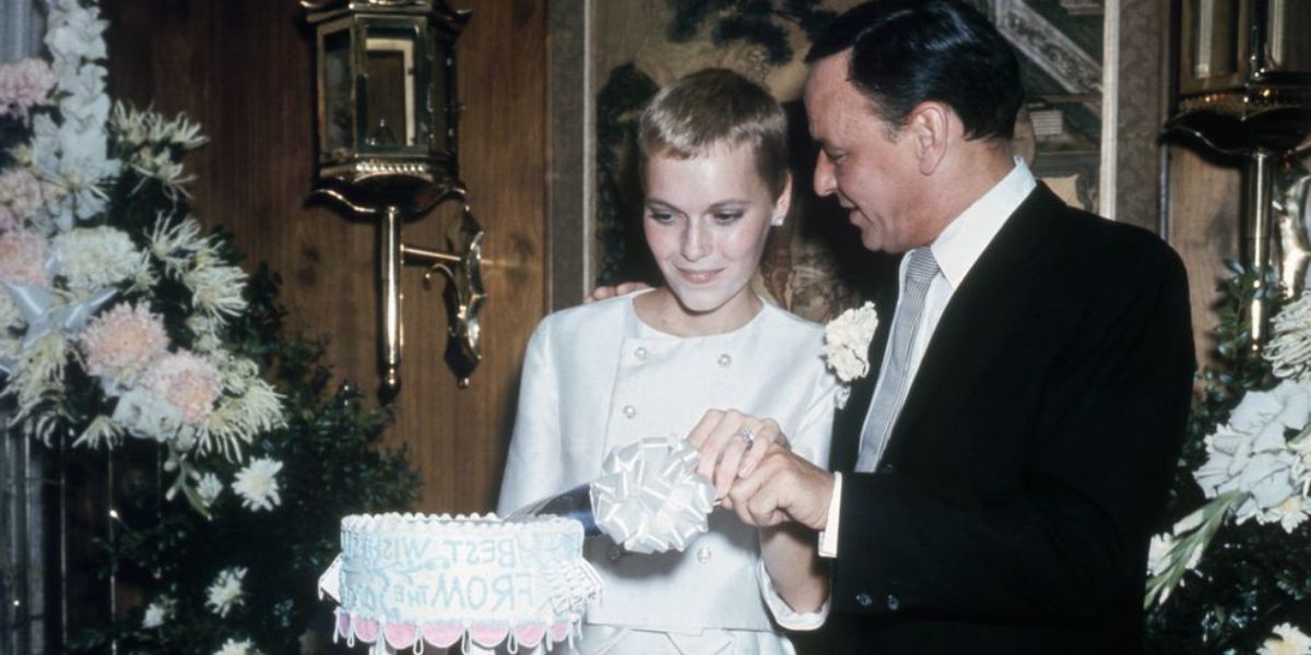 Mia Farrow and Frank Sinatra