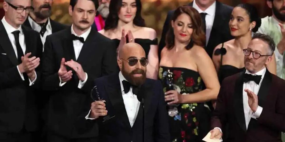 Stereophonic Wins Best Play Award