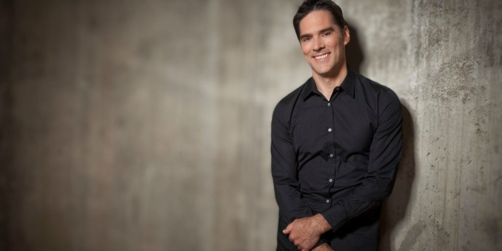Thomas Gibson