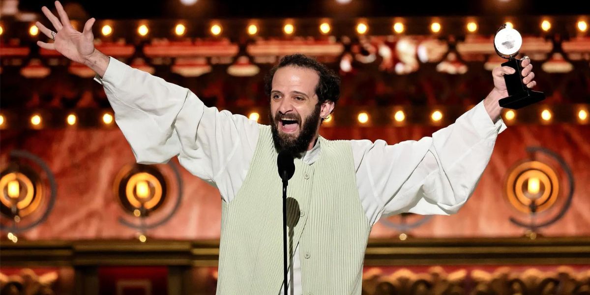 Will Brill Wins Best Performance By An Actor In A Featured Role In A Play