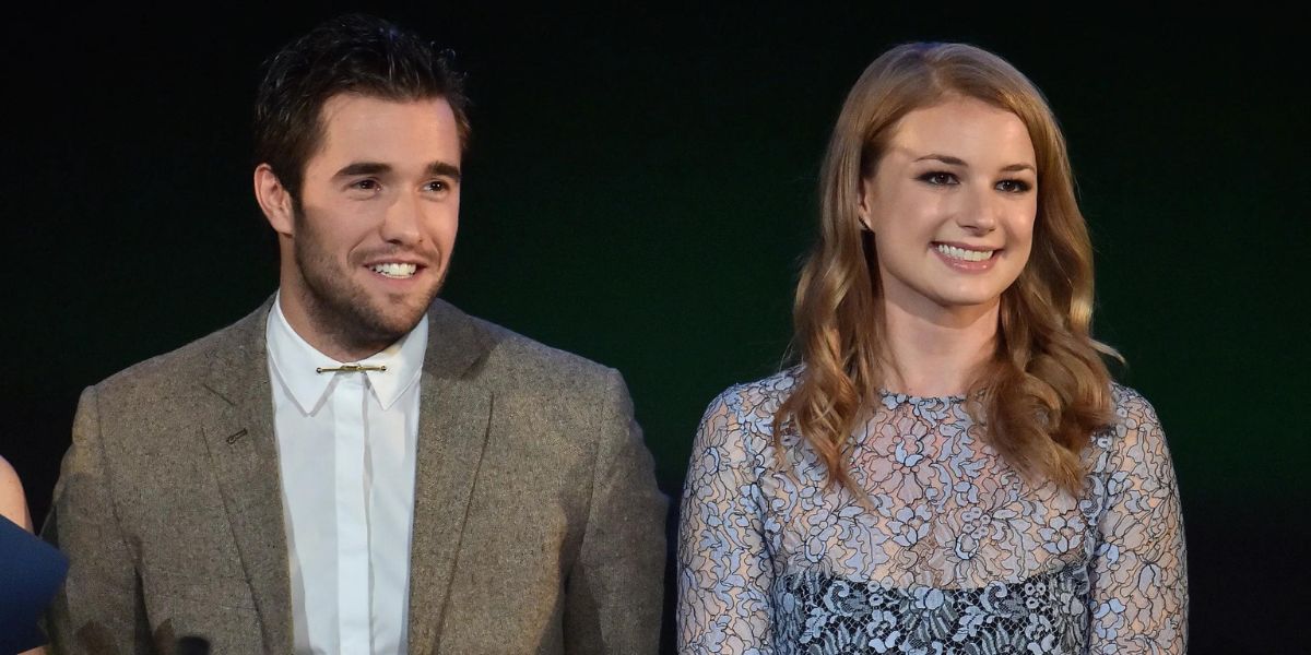 Josh Bowman and Emily VanCamp