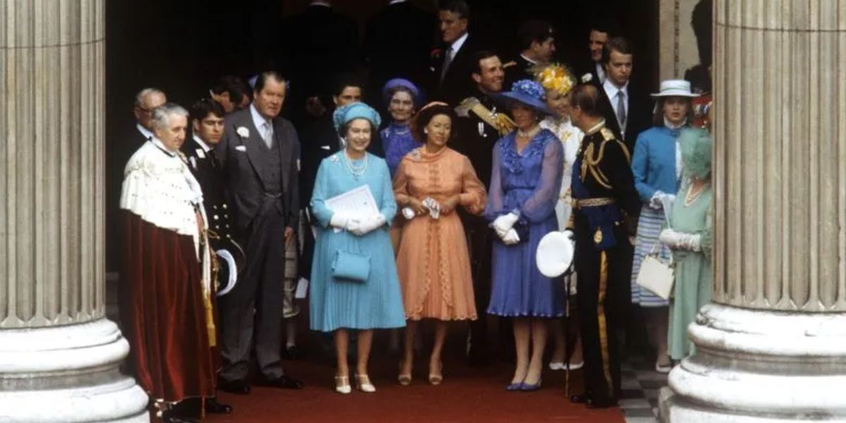 Queen Elizabeth with the Guests