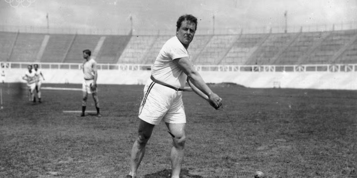 John Flanagan Trains for the 1908 London Olympics