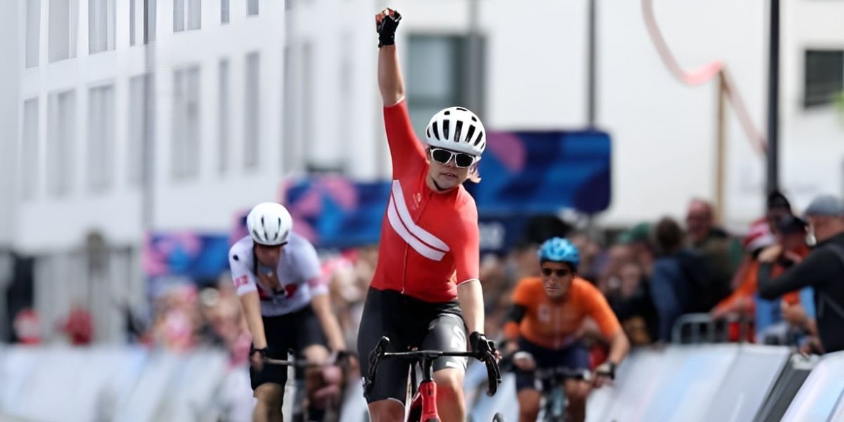 Emma Lund Celebrates Victory