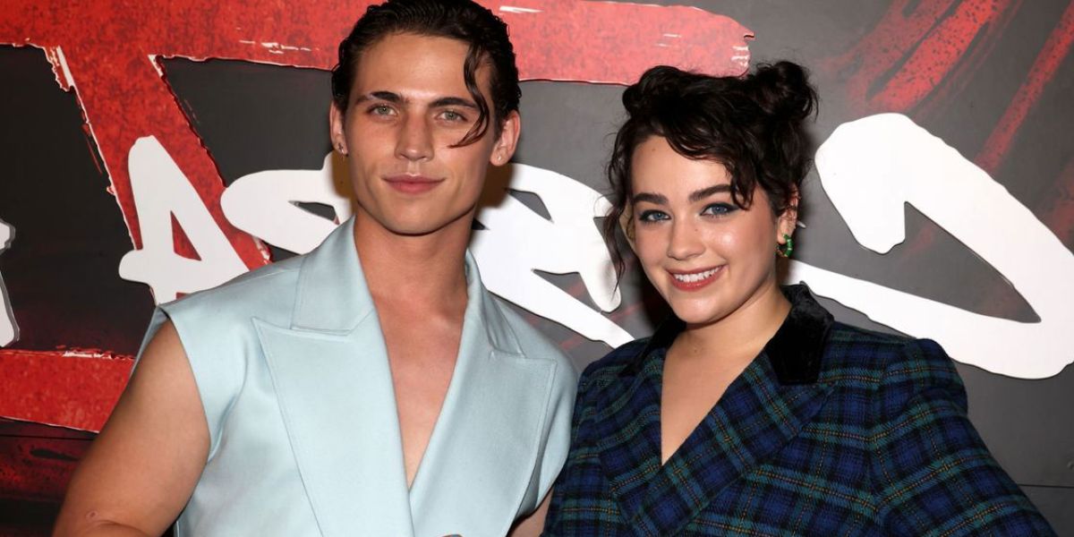 Tanner Buchanan and Mary Mouser