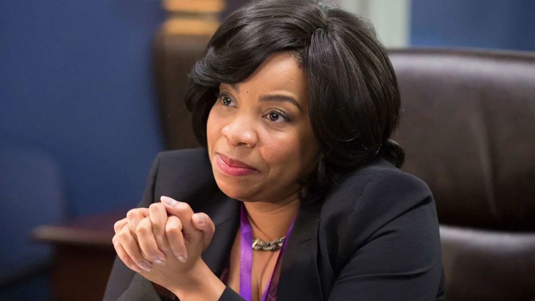 Vice Principals Actress Kimberly Hébert Gregory Dies At 52